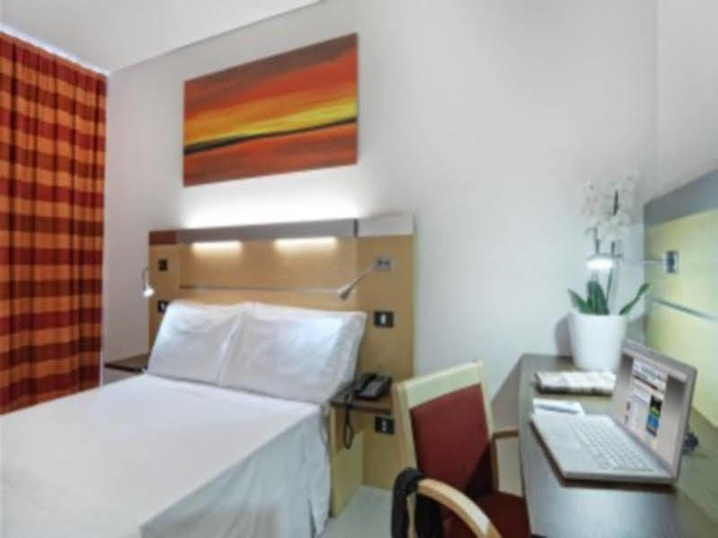 Sotel Nomentana Roma Luaran gambar